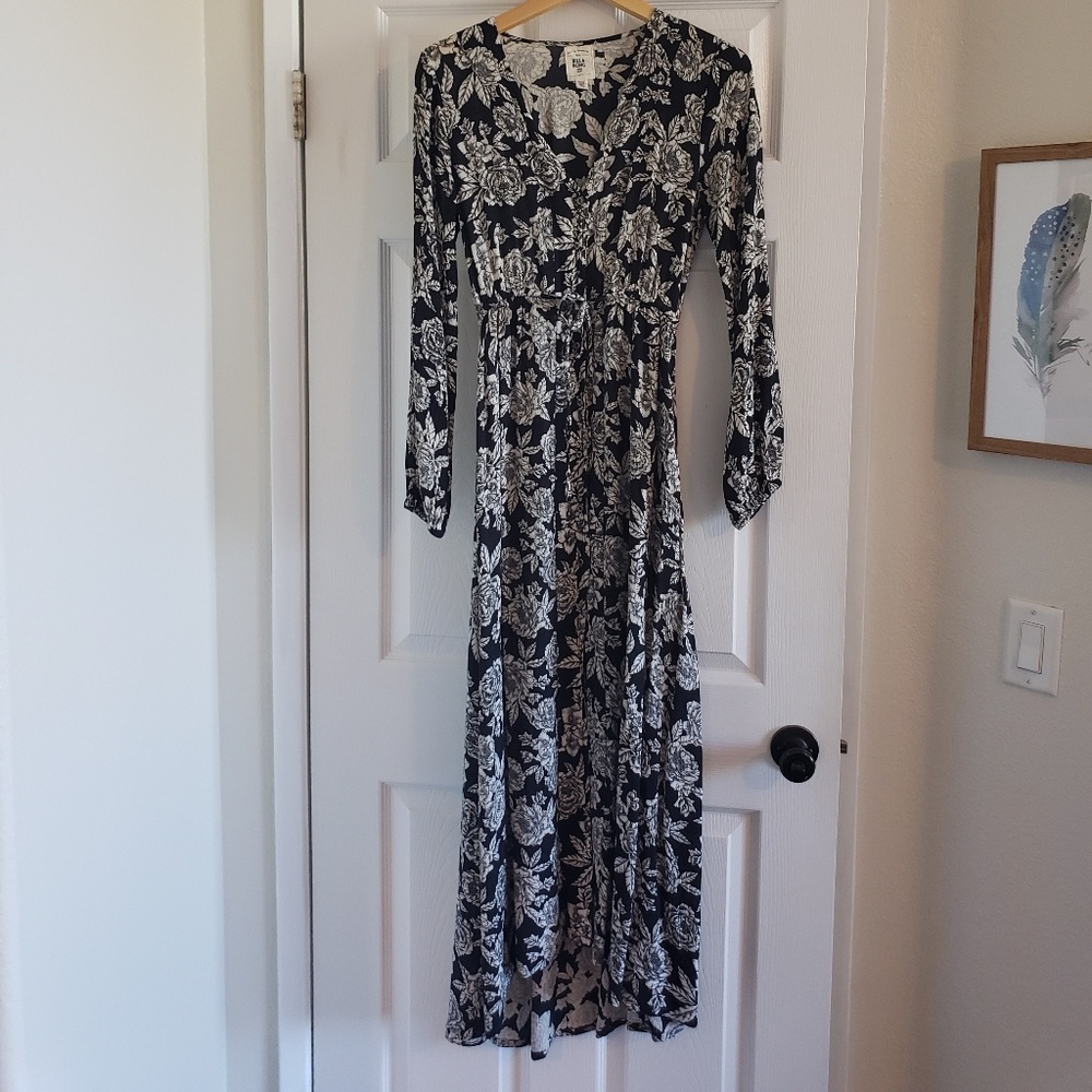Billabong Button Front floral maxi dress